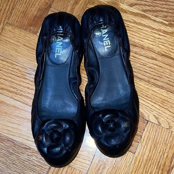 Chanel Flats - Picture 2 of 9